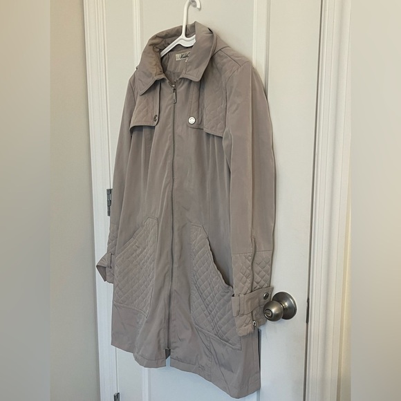 Kenneth Cole New York Quilted Tan Trench Coat Size Large - Picture 3 of 12